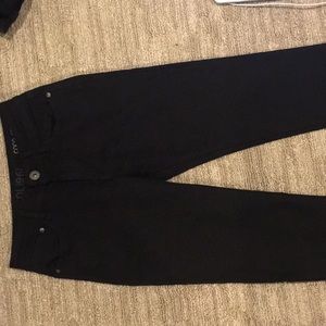 DL1961 Jeans: Coco Curvy Straight in black